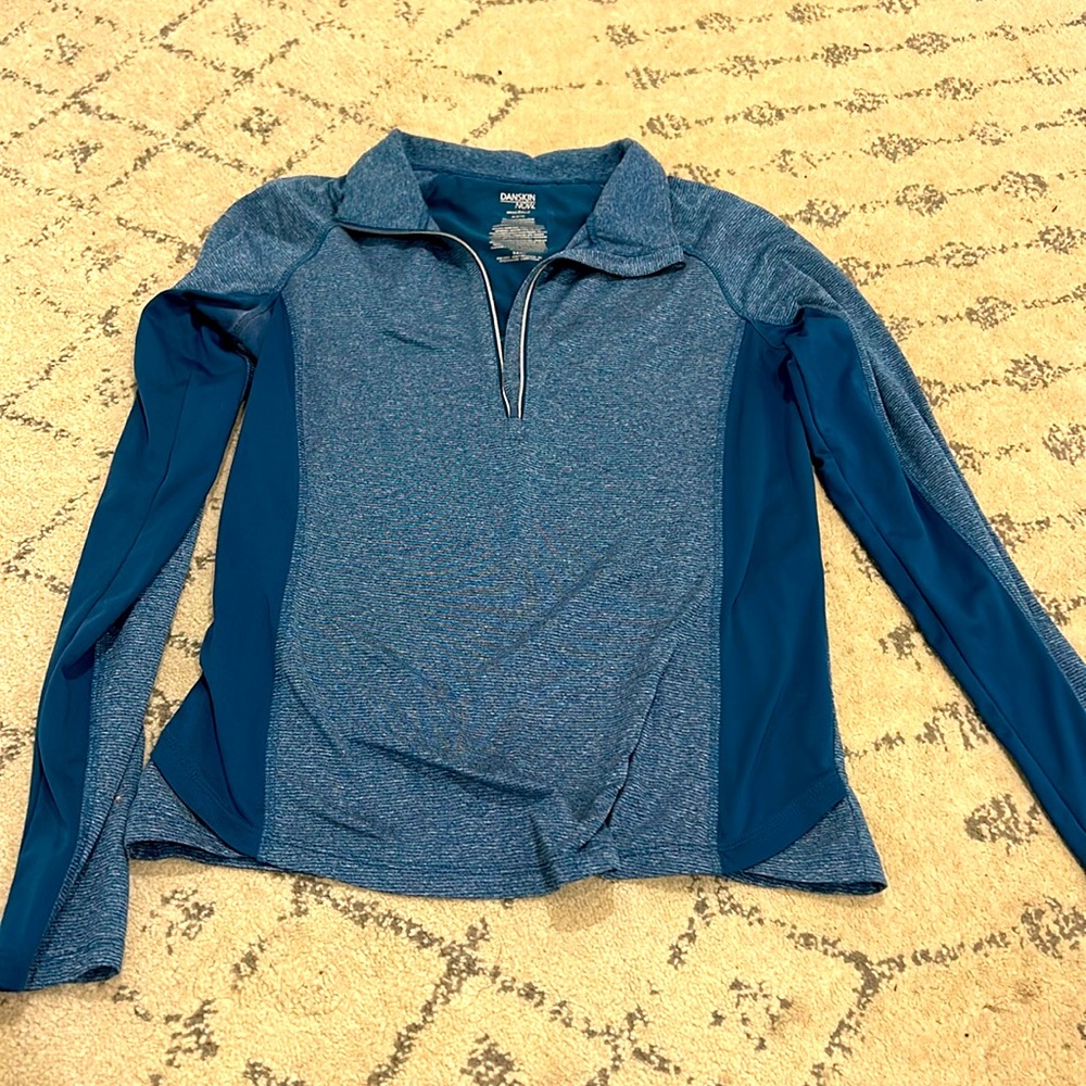 Athletic top